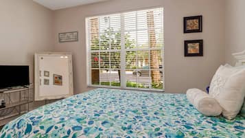 2 bedrooms, desk, iron/ironing board, free WiFi