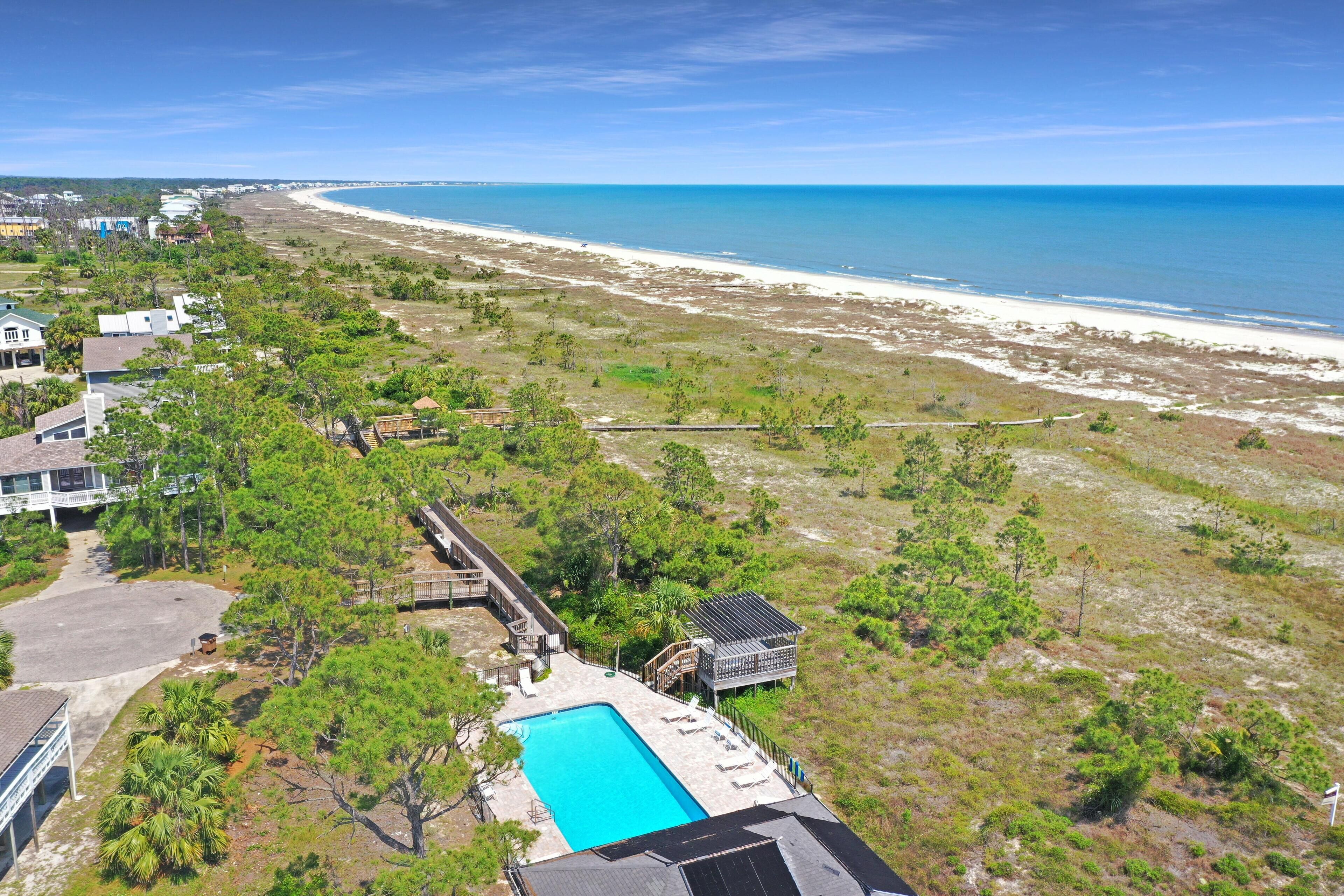 House, Multiple Beds (Boardwalk Sandpiper) | Pool