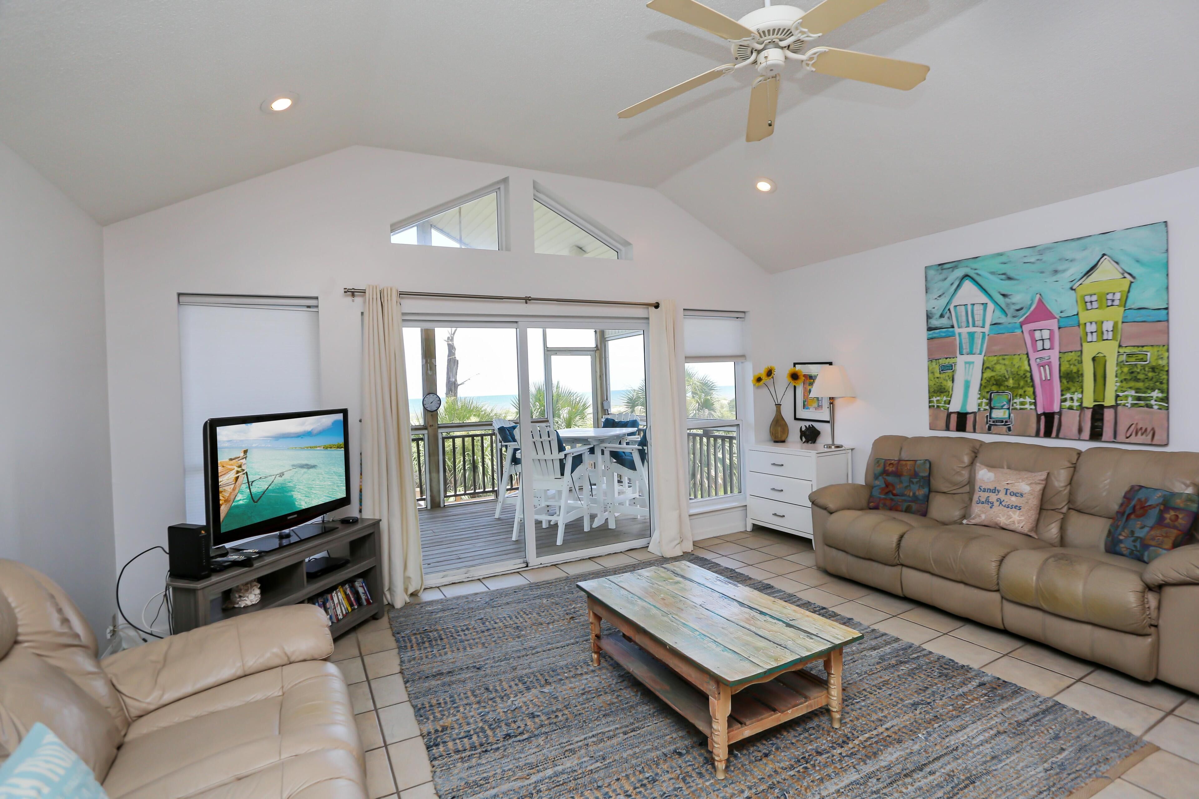 House, Multiple Beds (2TheBeach) | Living area