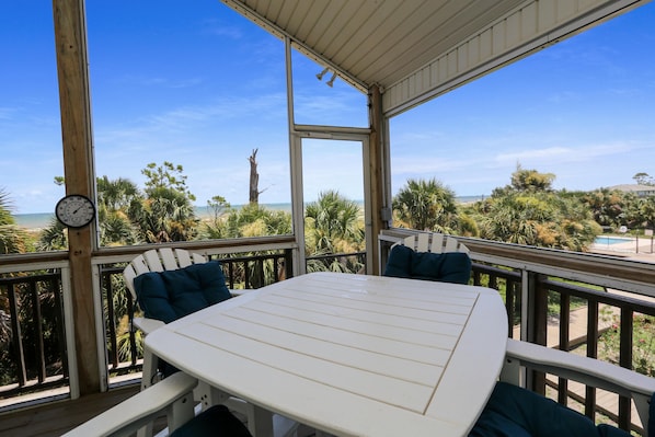 Casa, varias camas (2TheBeach) | Restaurante al aire libre