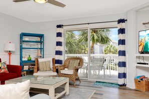 House, Multiple Beds (Barrier Dunes 215 ) | Living area - Barrier Dunes 215 - 32 (Port St. Joe)