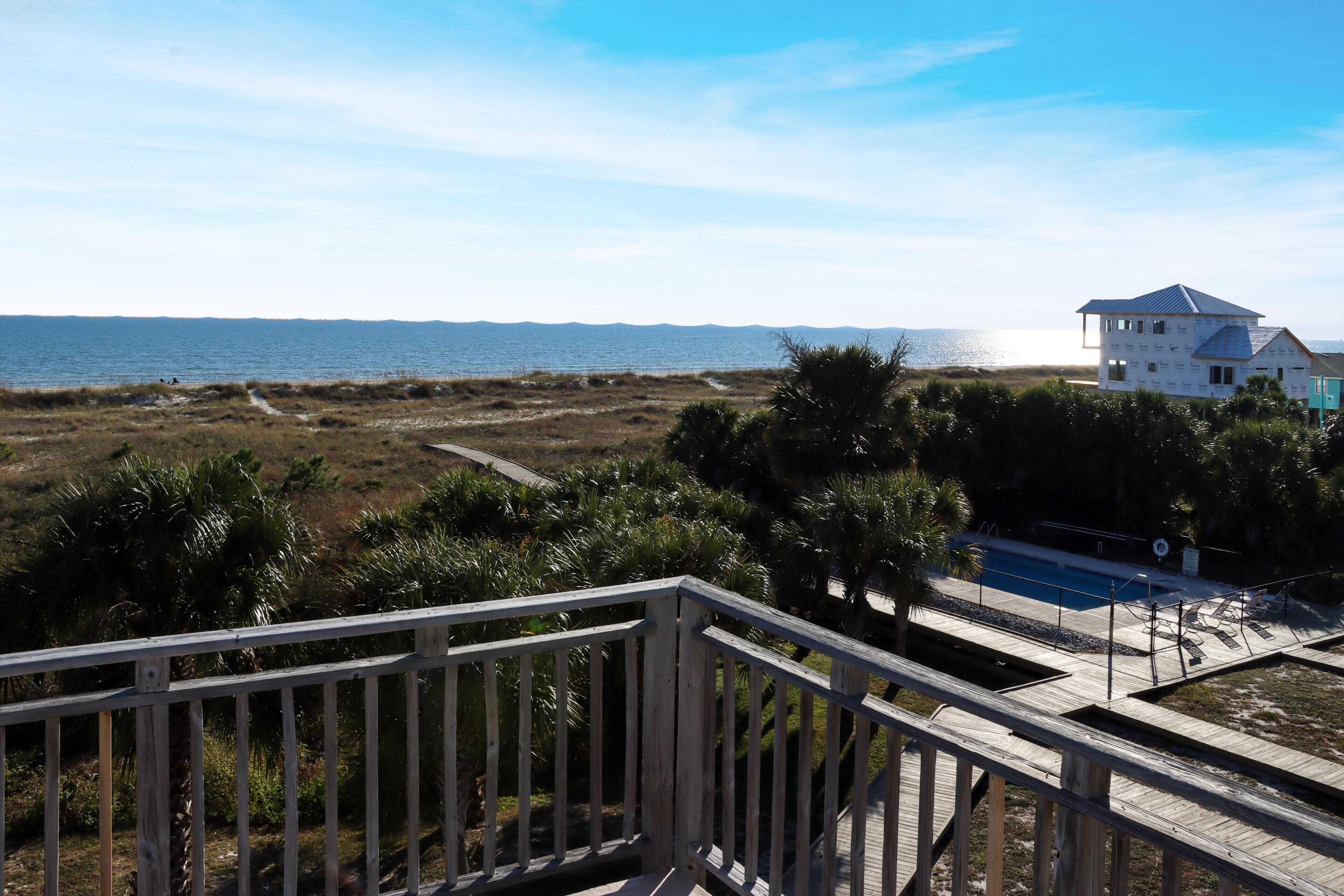 House, Multiple Beds (Gulfside GEM) | Property grounds