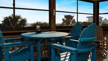 House, Multiple Beds (Gulfside GEM) | Dining