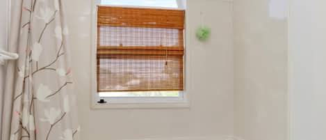 Maison, Plusieurs lits (Gulfside GEM) | Salle de bain | Serviettes fournies