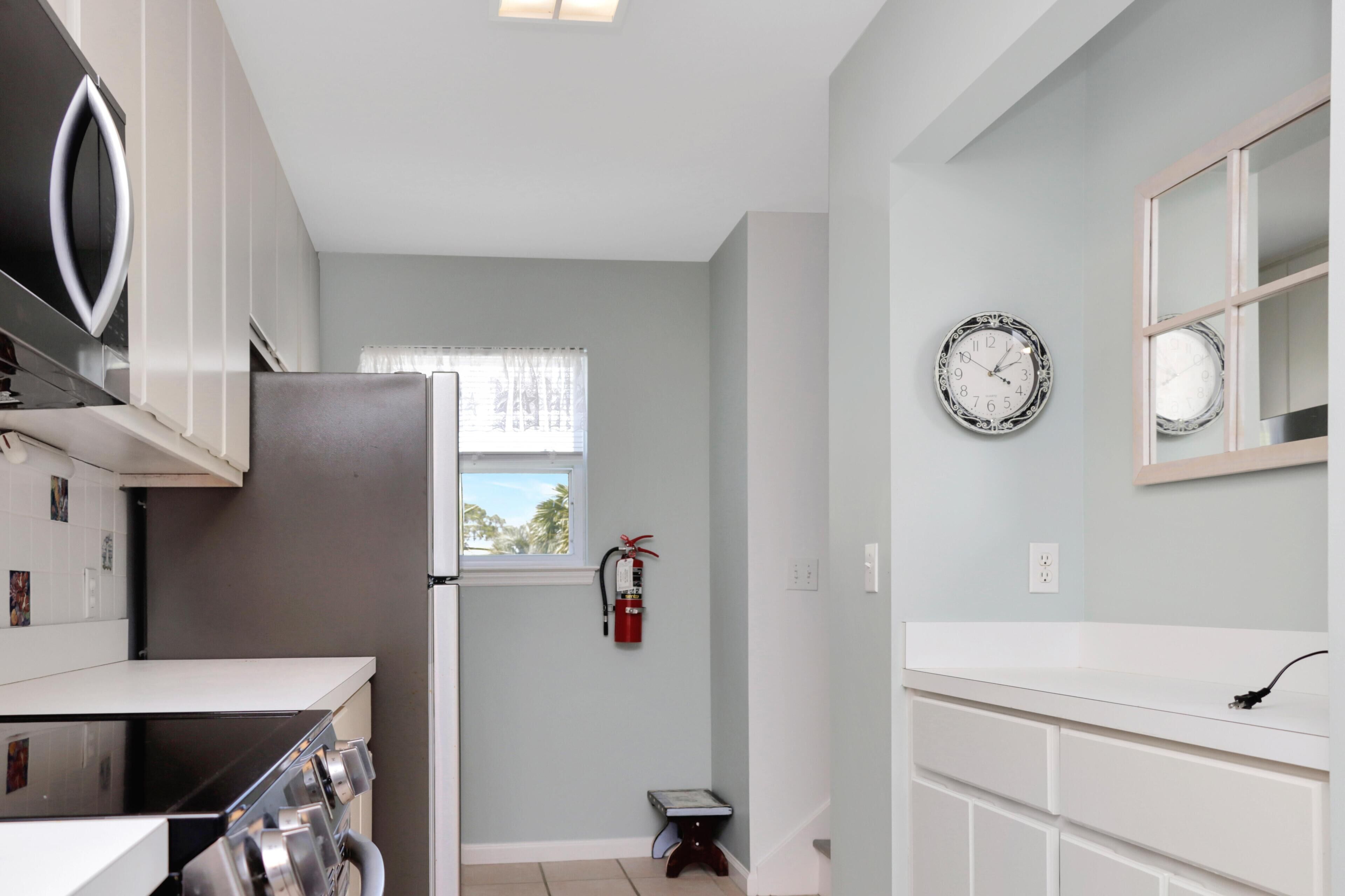 House, Multiple Beds (Gulfside GEM) | Private kitchen