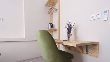 Comfort Double Room, 1 Bedroom | 1 bedroom, memory foam beds, free WiFi, bed sheets