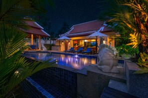 Terrace/patio - Villa Togian by TropicLook (Kathu)