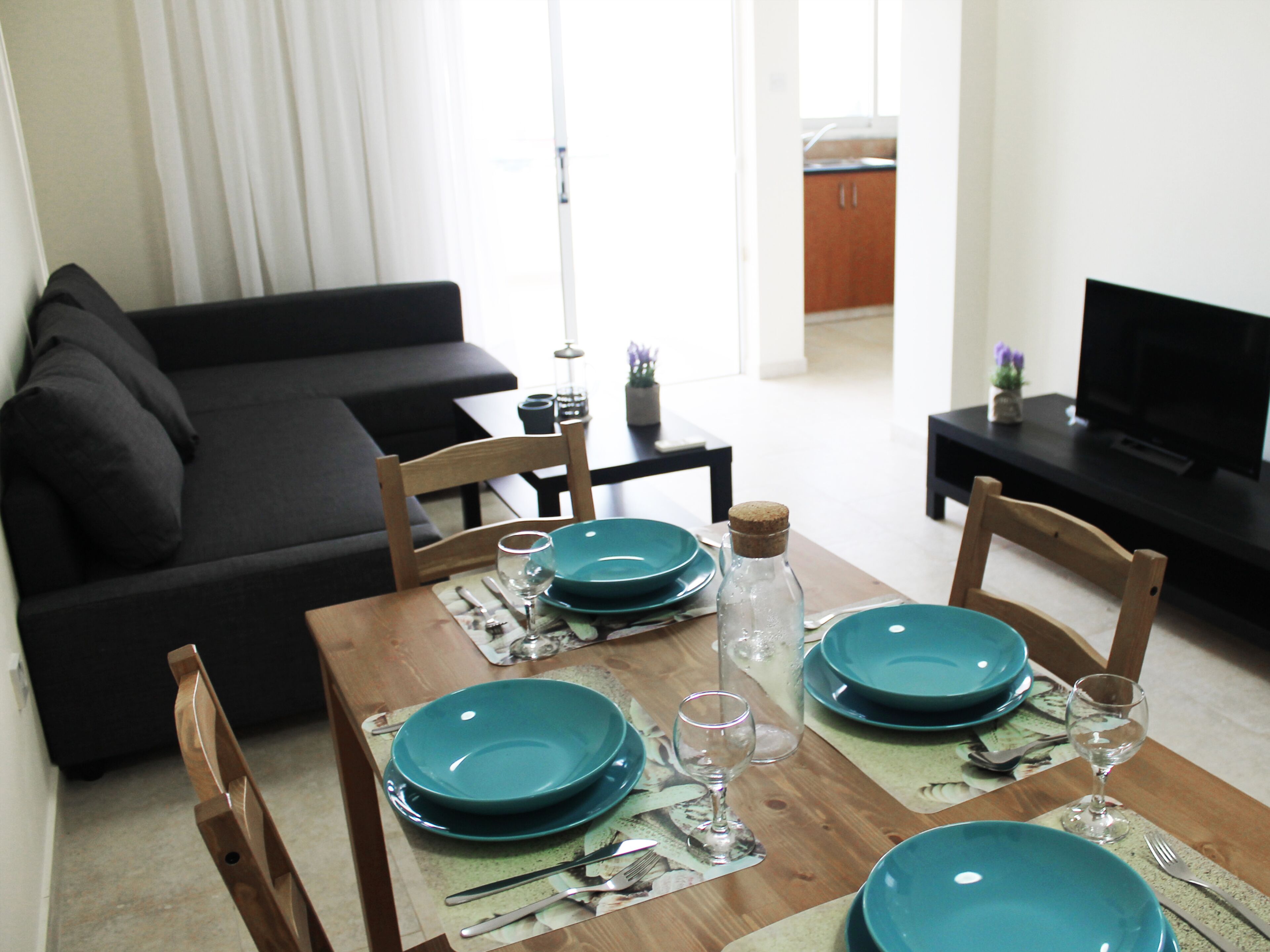 Standard Apartment | In-room dining