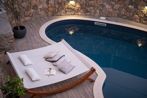 Villa | Pool