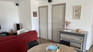 Uklassifisert bilde, 3 av 12, knapp