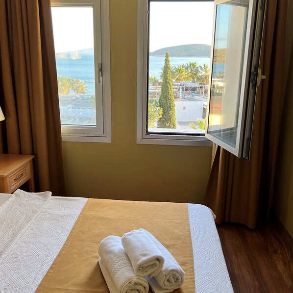 Comfort Apartment | Free WiFi, bed sheets - Exen By Weekend Otel (Bodrum)