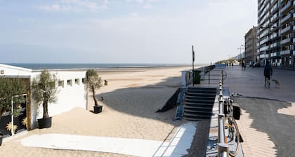 Middelkerke Mobile Home with Garden