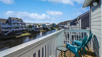 House, Multiple Beds (Barrier Dunes 254 ) | Property grounds
