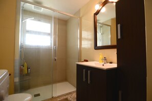 Shower - PIVERD DEL GOLF 35 (Pals)