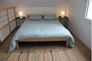 5 bedrooms
