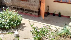 Front of property - Stay.Plus Imara Daima Transit House (Nairobi)