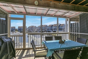 Townhome, 1 Queen Bed with Sofa bed (Barrier Dunes 157 The Expatriate) | Dining