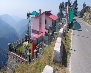 Exterior - Veenu's Cottage (Dehradun)