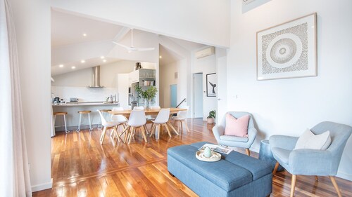 Devon Mt Martha Escape with Spa and Views