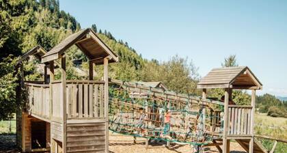 Chalet Les Pitchounes by Interhome