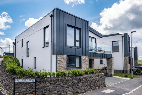 Cottage | Front of property