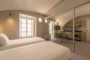 Suite estudio estándar | Cocina privada | Frigorífico, microondas, placa de cocina y lavavajillas