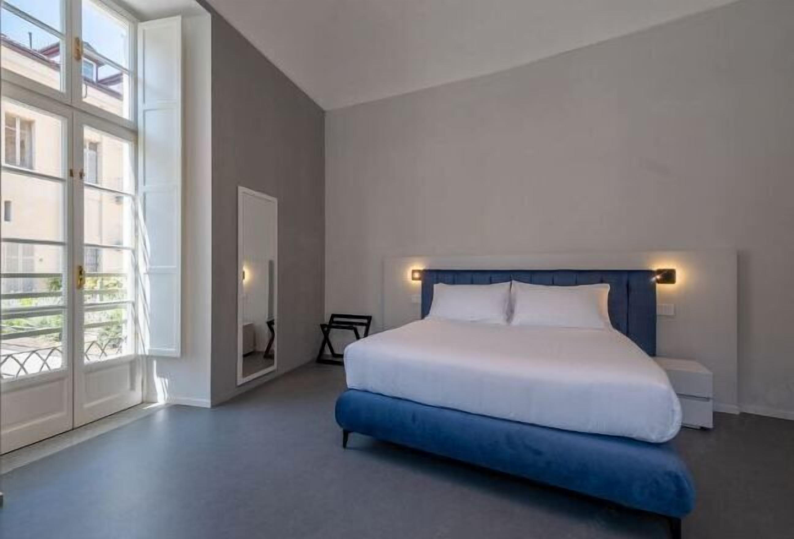 In-room safe, blackout drapes, iron/ironing board, free WiFi