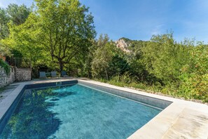 Piscina a l'aire lliure 