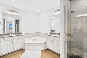 Baignoire, serviettes fournies