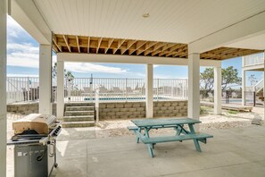 Outdoor dining - Gulf Front! Dog-Friendly! Private Pool! Boardwalk to Beach! (Cape San Blas)