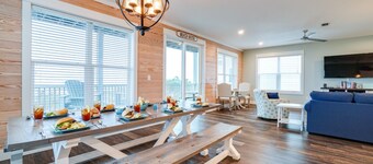 Fall Availability! Gulf Front! Dog-Friendly! Private Pool! Boardwalk to Beach!