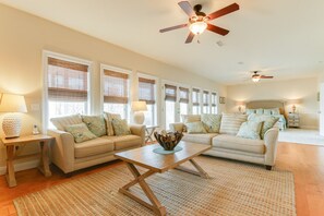 Smart TV - Dog-Friendly! Private Pool! Gulf Views! Walk to Beach! (Cape San Blas)