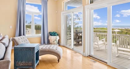 Book Now for Holiday Stays! Gulf-Front! Water Views! Private Pool! Dog-Friendly!