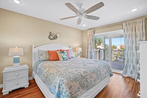 3 間睡房、免費 Wi-Fi、床單