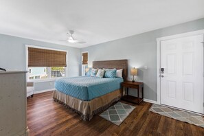 3 makuuhuonetta, ilmainen Wi-Fi, vuodevaatteet