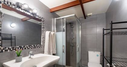 Holiday Home Casa Matyas close to the Beach with Garden & Wi-Fi
