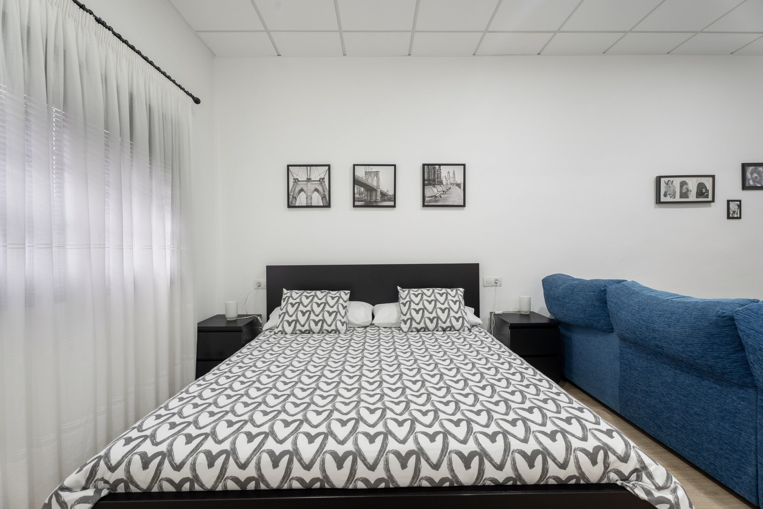 2 chambres, fer et planche à repasser, Wi-Fi gratuit, draps fournis