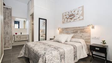 1 dormitorio, tabla de planchar con plancha, wifi gratis y ropa de cama
