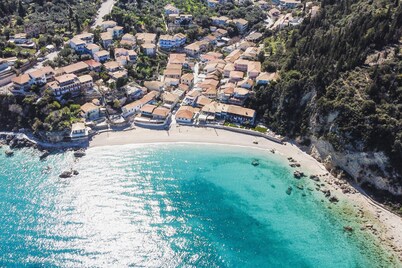Villa Lazar with Terrace, A/C & Wi-Fi