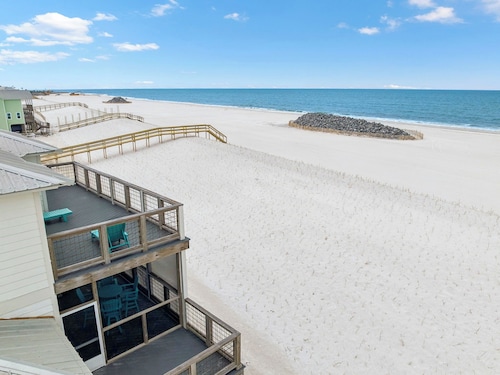 Gulf Front | Outdoor Shower | Dogs Allowed