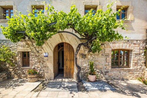 House/14 pax 30 minutes Barcelona - swimming pool