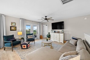 TV - Gulf-Facing Home! Private Pool! Multiple Decks! Firepit! (Cape San Blas)