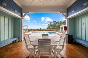 Pool - Holiday Availabilty! Dog-Friendly! Gulf Views! Community Pool!  Walk to Beach! (Port St Joe)