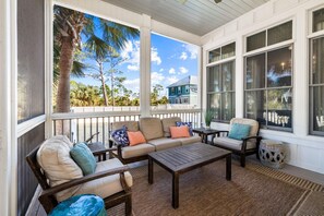 Property grounds - Holiday Stays Available! Private pool! Gulf views! Close to beach! (Cape San Blas)