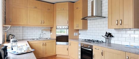 Cottage | Interior