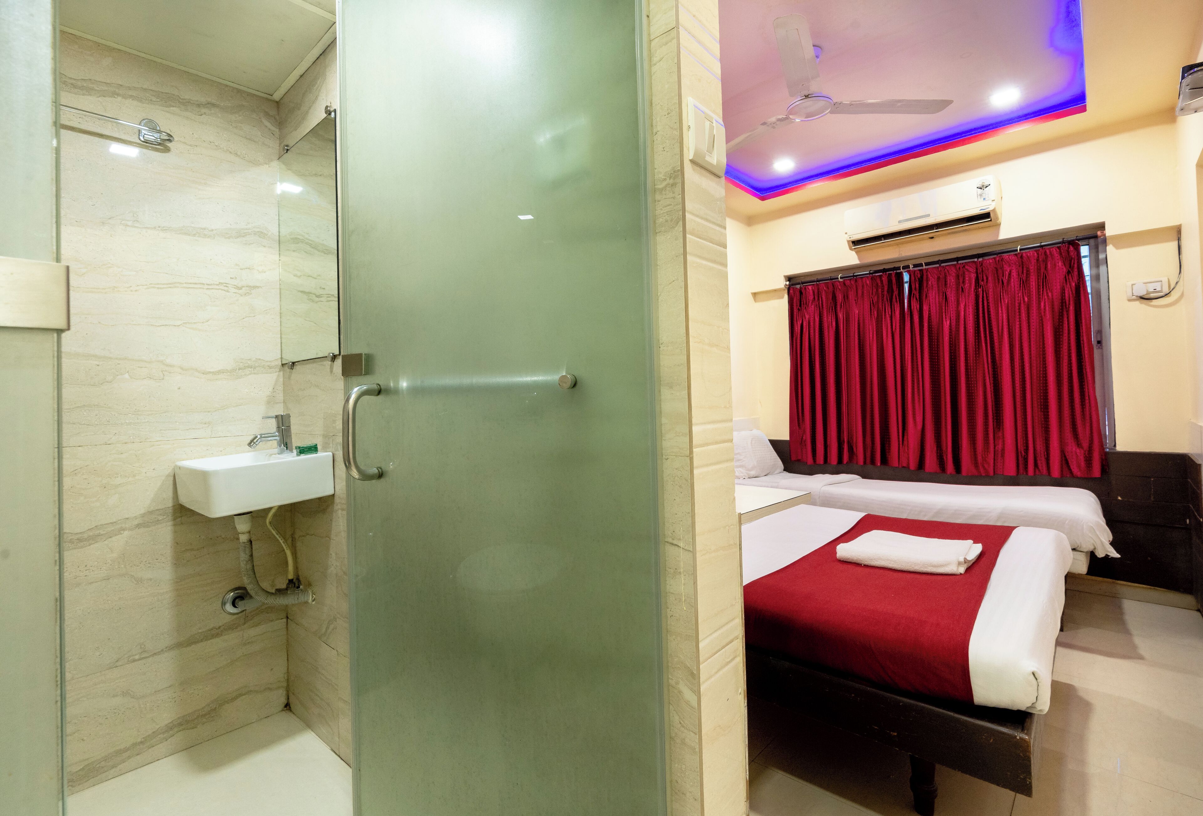 Foto - Hotel Arma Court - Near US Embassy, BKC