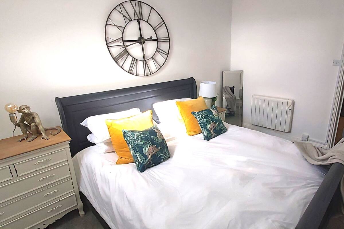 Apartment, Ensuite | Interior