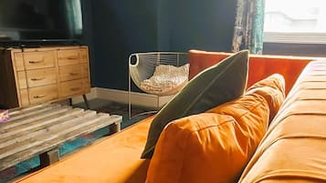 Apartment, Ensuite | Lounge