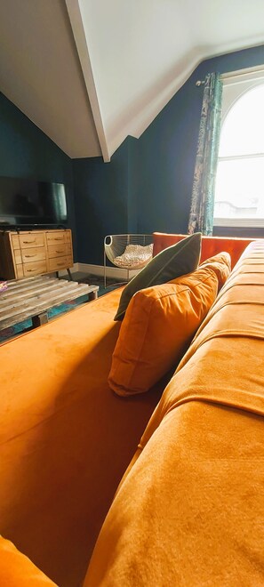 Lounge - The Farrier (Cheltenham)