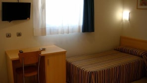 Standard Double Room - Hotel Blauet by Bossh Hotels (El Prat de Llobregat)